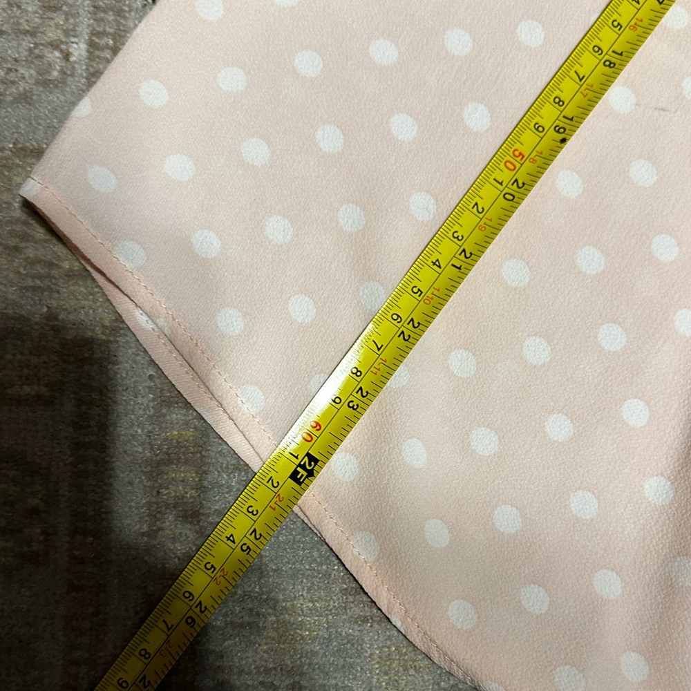 APRIL WOMENS BEAUTIFUL 😍 PINK AND WHITE DOTS TOP SIZE M IN EXCELLENT CONDITION - Picture 7 of 9